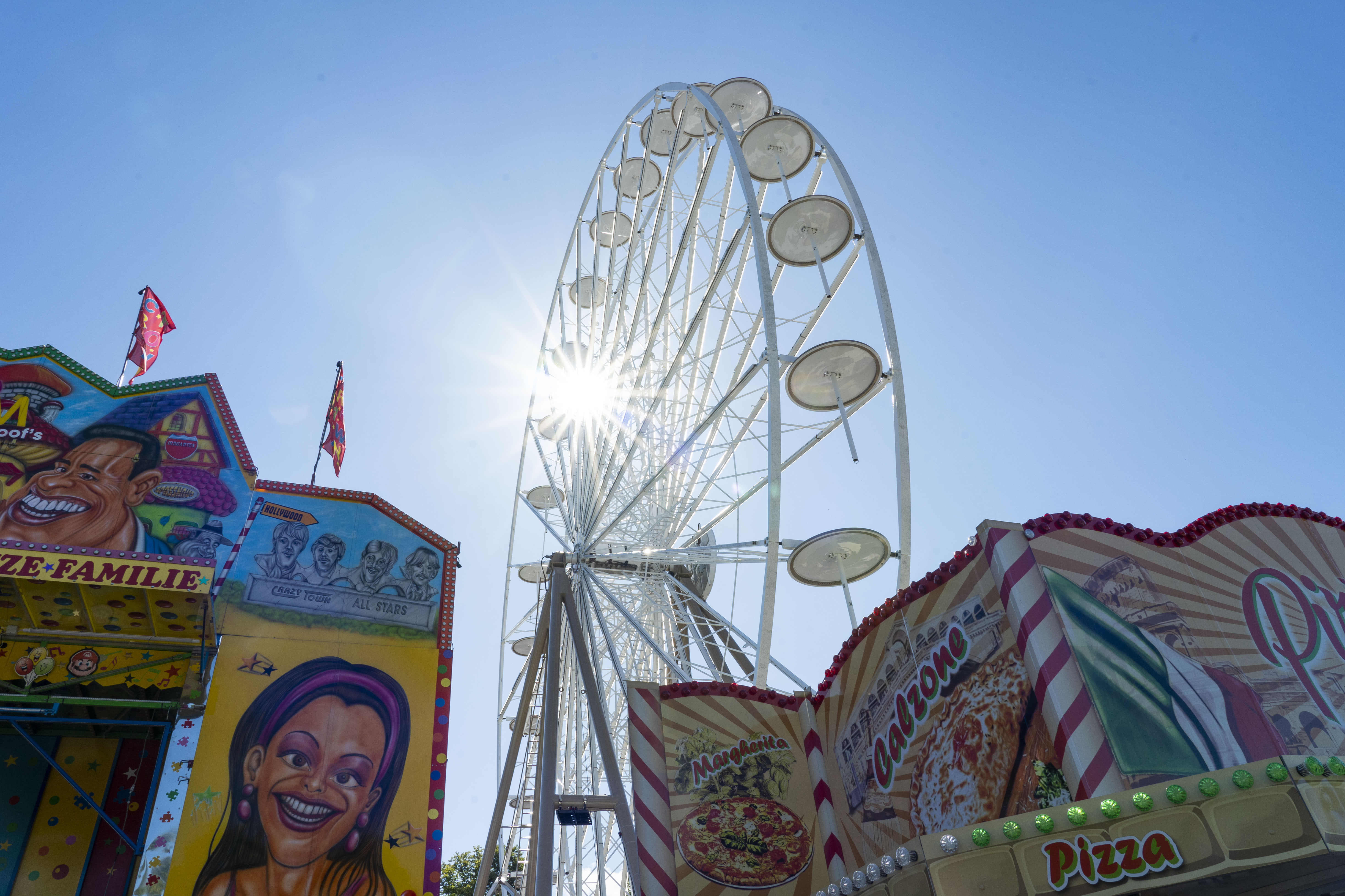 Das solarbetriebene Riesenrad "Solar Wheel"