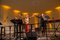 Nick Nuttal, Bernadette La Hengst und Ella Mae La Hengst