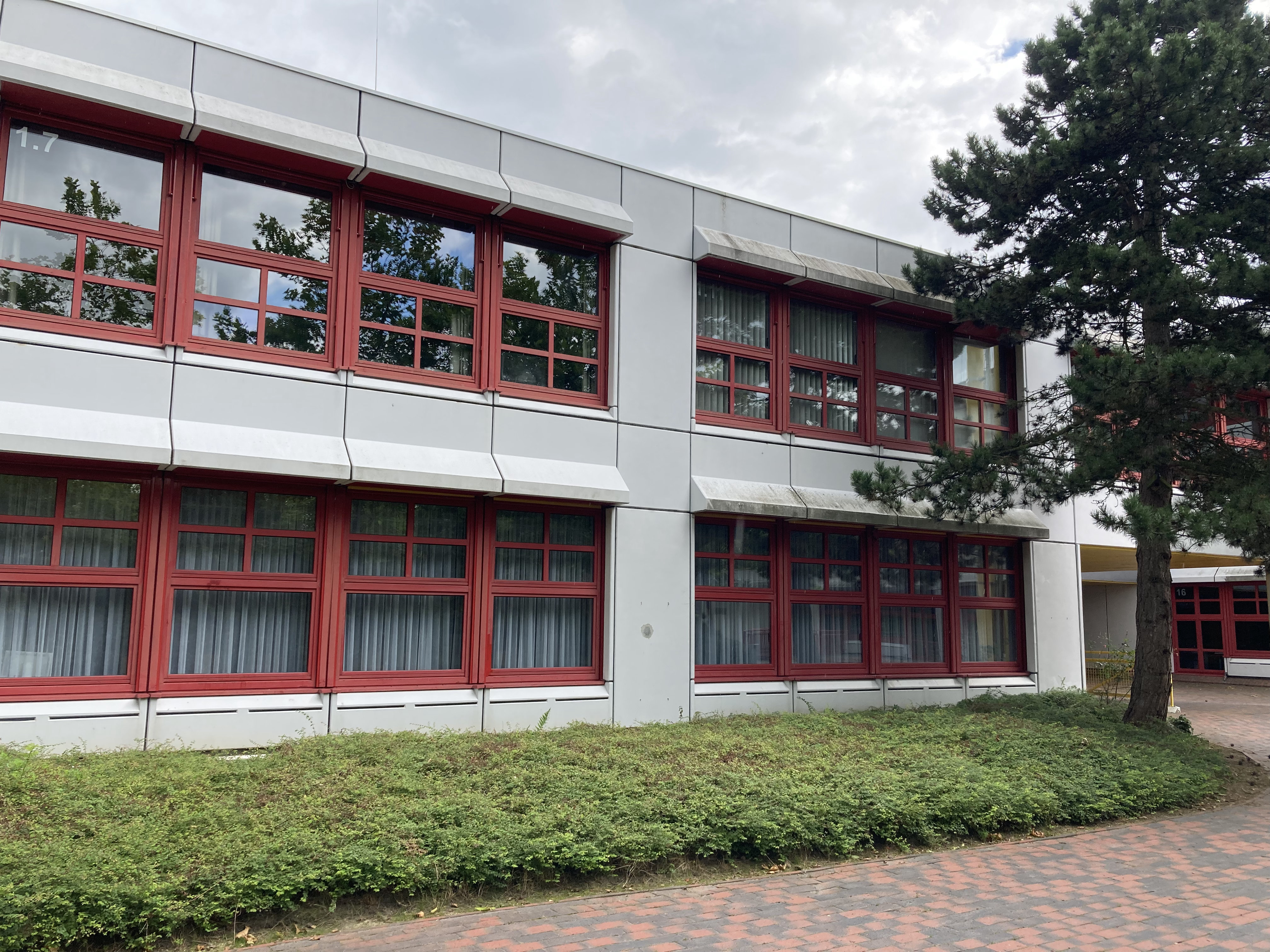 Bild von der Schule - Schulzentrum Kinderhaus