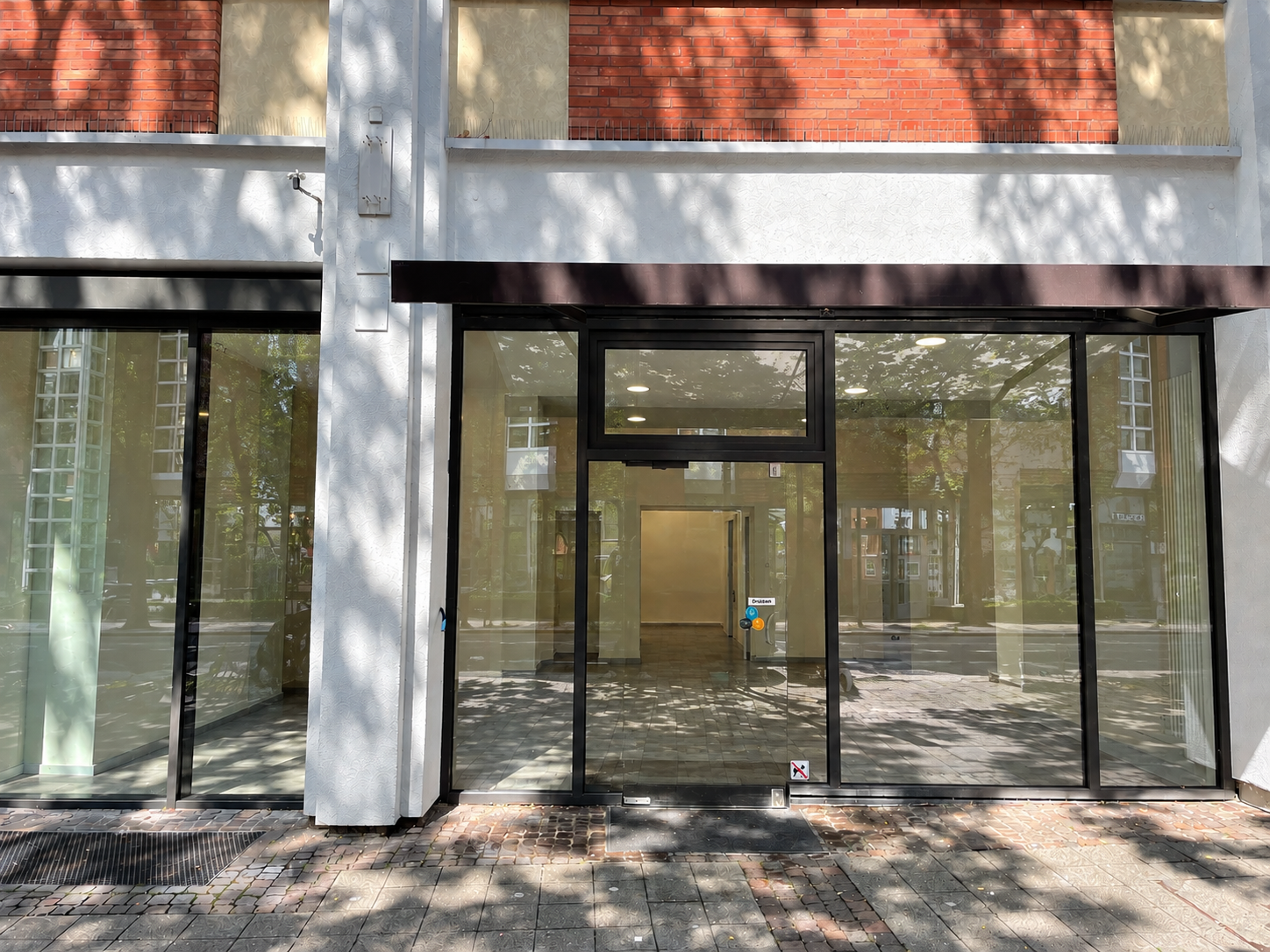 Ladenlokal Heinrich-Brüning-Straße 4