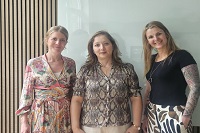 Gruppenfoto, drei Frauen