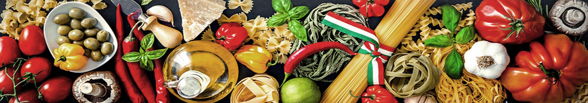Italienische lebensmittel: Pasta, Basilikum, Tomaten ...