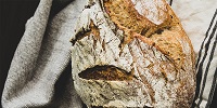Sauerteigbrot mit Kruse Sauerteigbrot mit Kruste