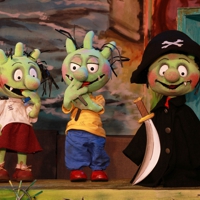 Szenenfoto der Olchi-Figuren