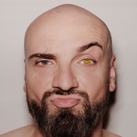 Foto von Ingmar Stadelmann mit Smiley im linken Auge