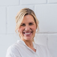 Portraitfoto Nicole Staudinger