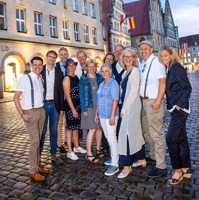Foto der Chormitglieder auf Münsters Prinzipalmarkt