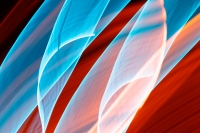 Bild: abstrakte Formen und Linien in hellblau und orange