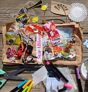 Verschiedene Materialien zum Erstellen eines Journals.