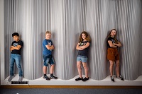 Abbildung von vier Kindern
