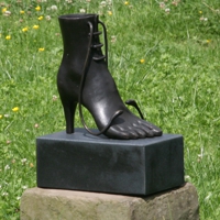 Schuh aus Bronze