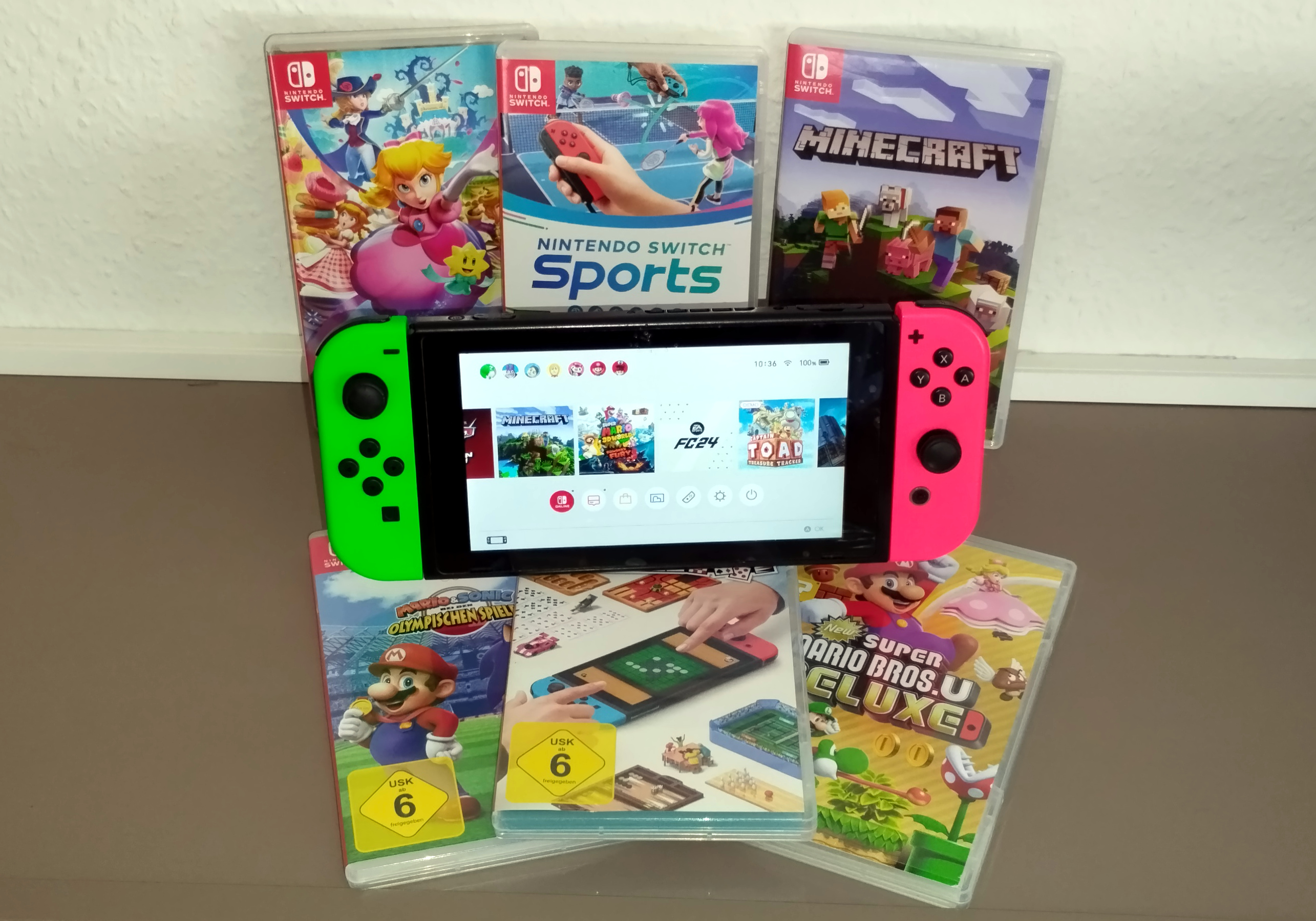 Switch-Konsole mit Spielen