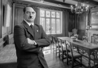 Hitlers Tischgespraeche Schauspieler Andreas Breiing