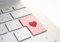Tastatur mit Herz-Taste Tastatur mit Herz-Taste