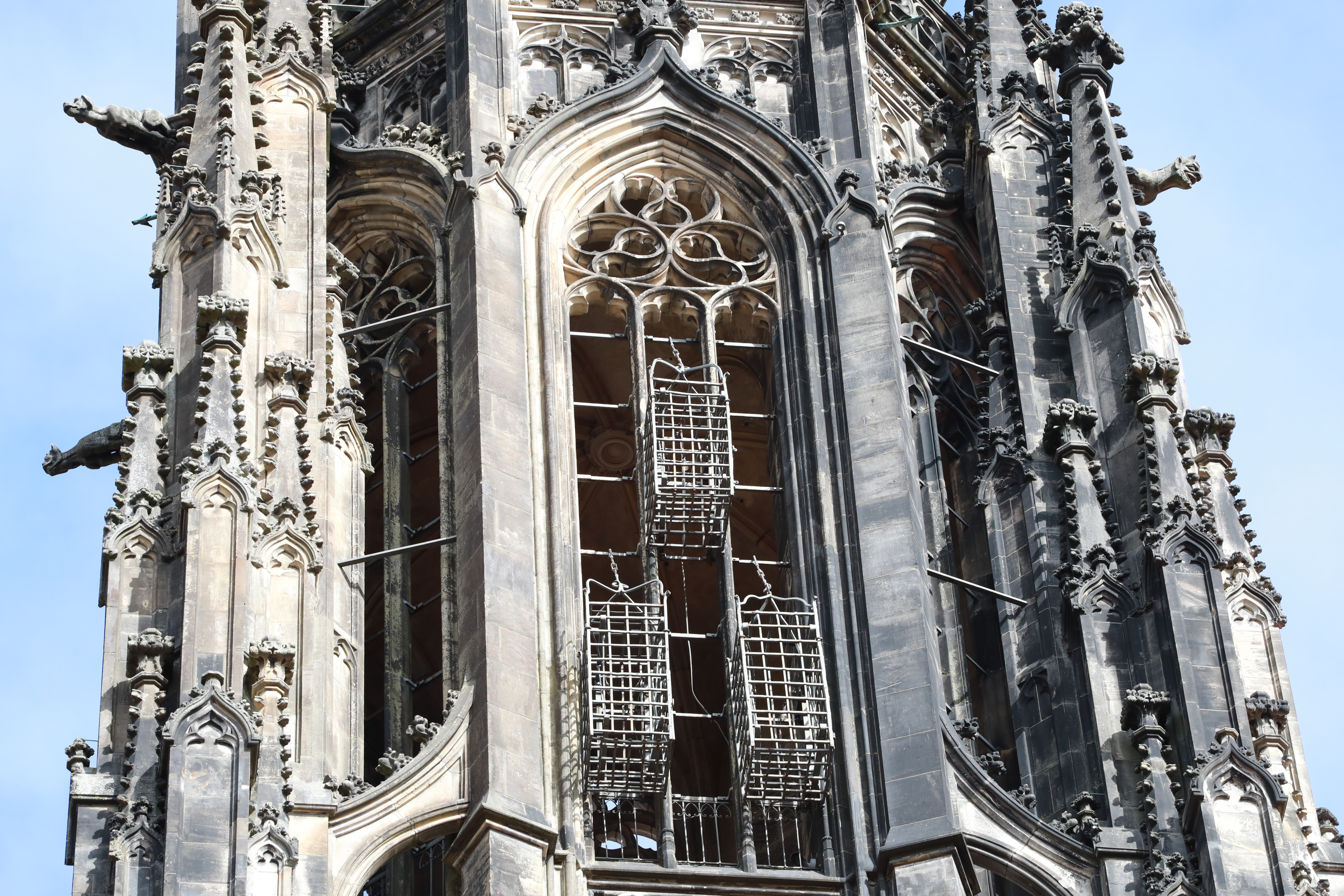 Täuferkörbe an der Lambertikirche