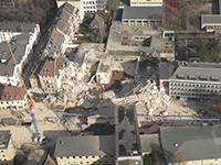 Luftbild des eingestürzten Stadtarchivs in Köln