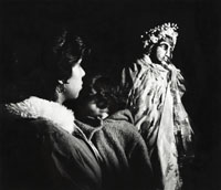 Aufnahmen Pan Waltehrs in der Kirche Notre-Dame-de-la-Mer in Saintes-Maries-de-la-Mer von Pan Walther 1959