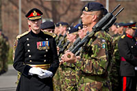 Foto mit britischen Soldaten beim Abschieds-Appell in der Yorkkaserne