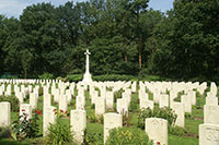 Foto vom Britischen Ehrenfriedhof auf dem Waldfriedhof Lauheide