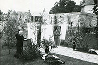 Foto mit Oberbürgermeister Gerhard Boyer bei der Einweihung des Gedenksteins am 29. Mai 1949