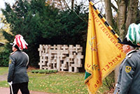 Jährliche Erinerungsveranstaltungen am Denkmal