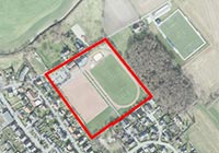 Luftbild der Sportanlage "Zum Häpper" Luftbild mit Markierung der Sportanlage