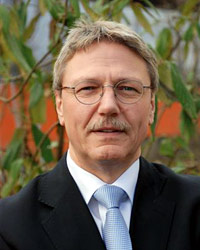 Portraitfoto des Amtsleiters Ralf Bierstedt