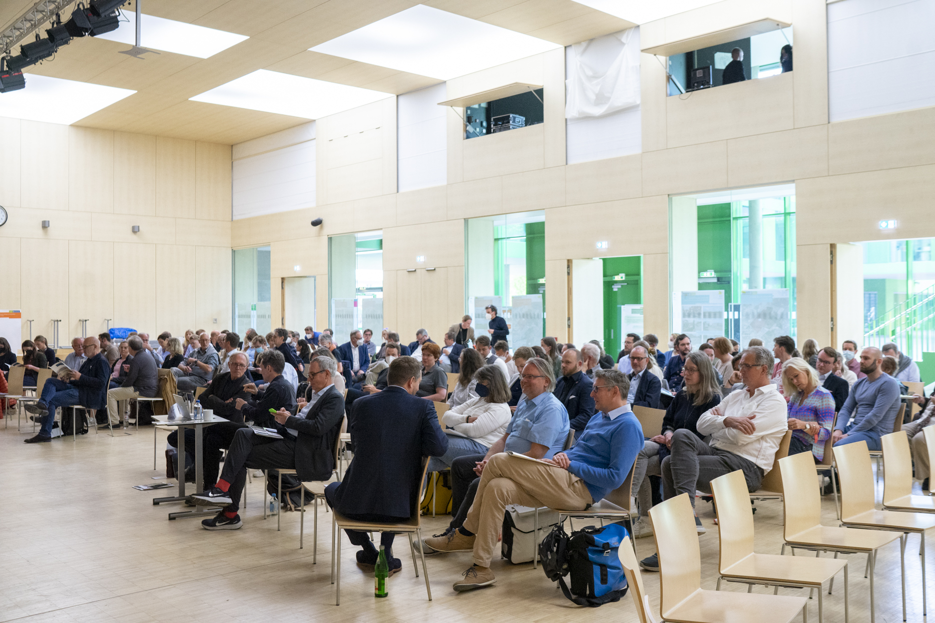 Plenum in der Aula des Freiherr-vom-Stein-Gymnasiums