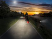 Visualisierung der verbreiterten und asphaltierten Kanalpromenade während des Sonnenaufgangs