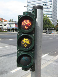 Foto: Rad-Ampel mit Rot-, Gelb- und Grünlicht