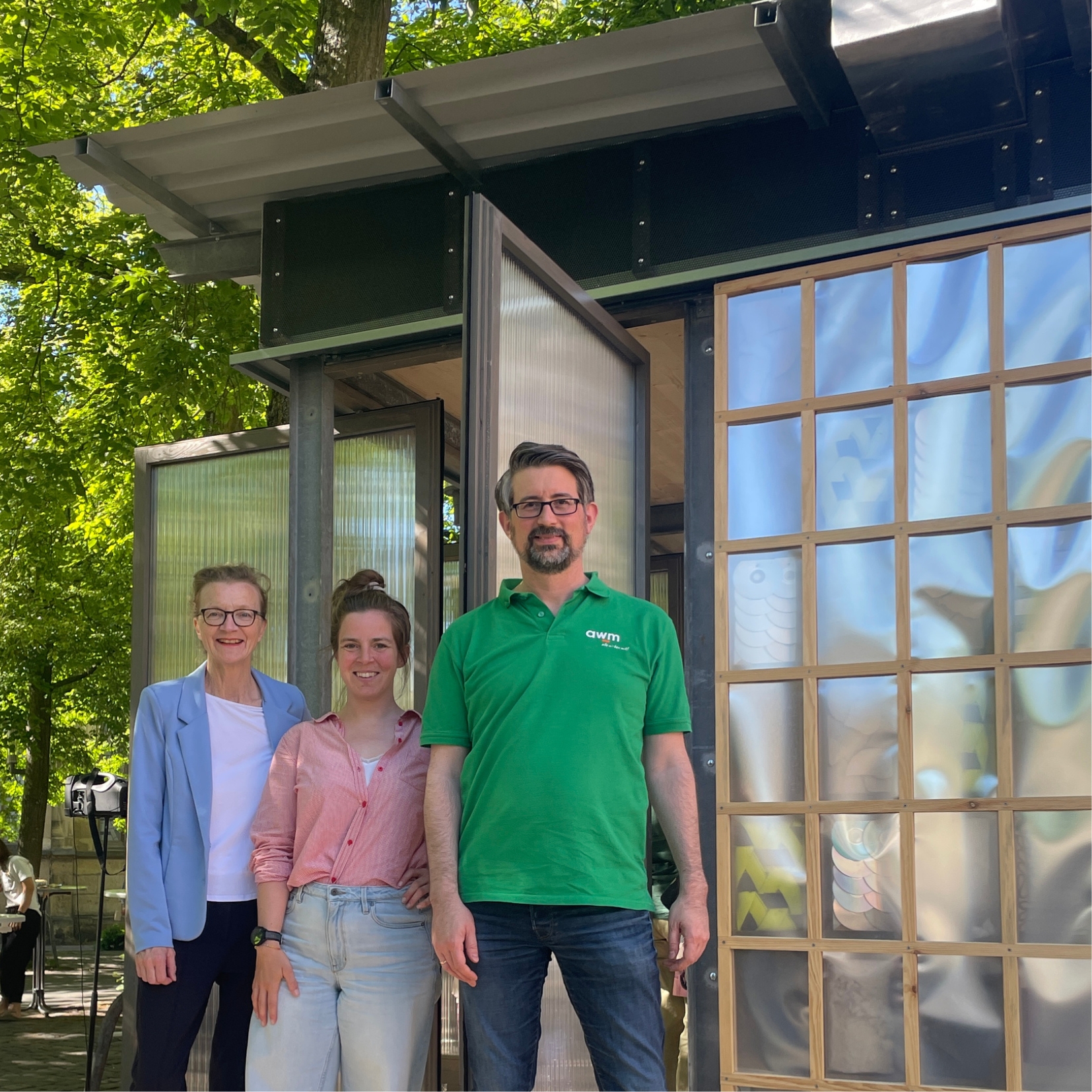 Laden zum Barcamp in der kreisl Kiste ein: Christina Willderding (Wirtschaftsförderung), Giulia Paltrinieri (Fachstelle Nachhaltigkeit), Nicolai Meyer (awm)