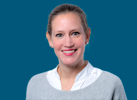 Nadine Somberg Porträtfoto von Nadine Somberg - Beim Klick auf das Bild öffnet sich eine größere Bildversion in einem Pop-up-Fenster.