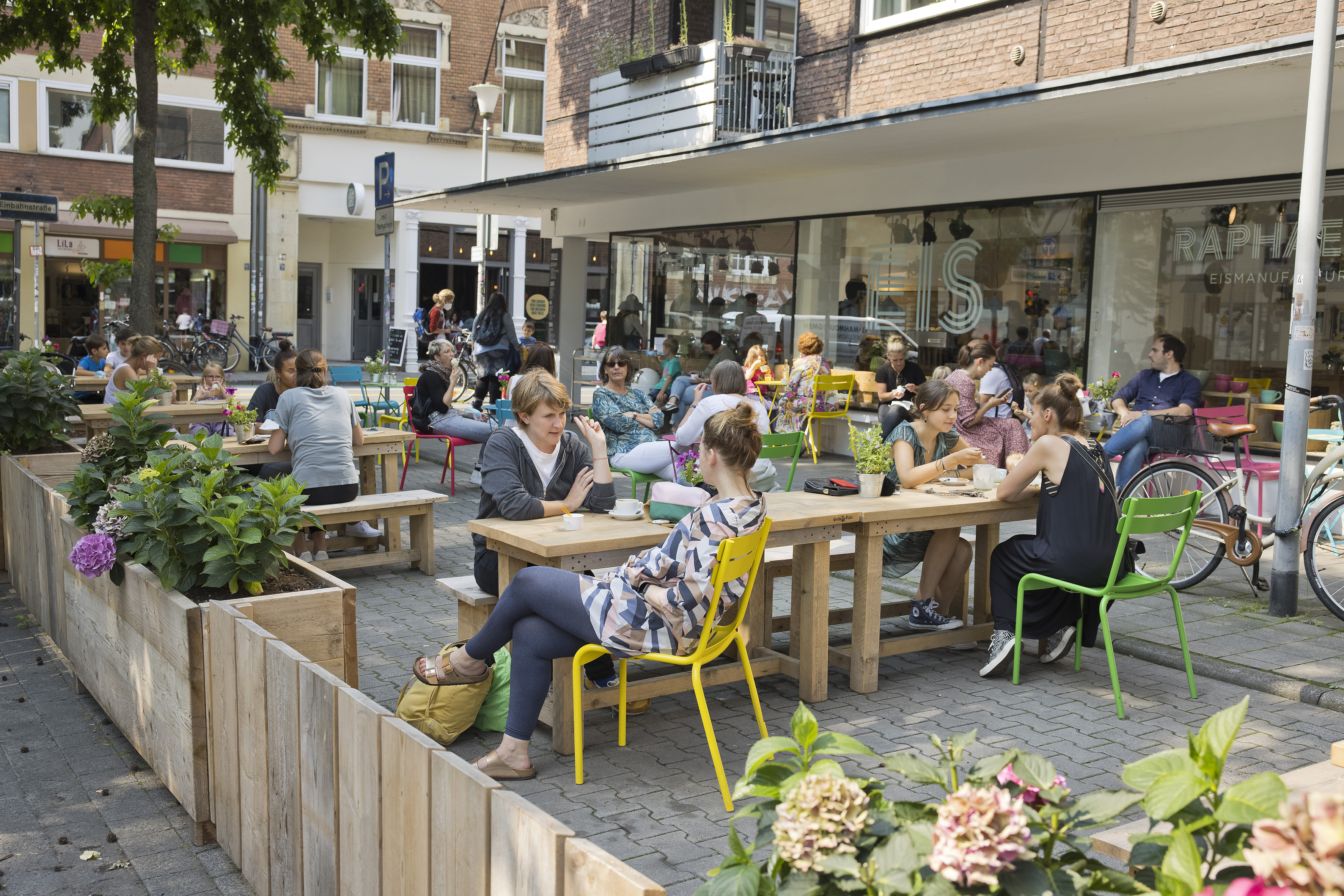 Picknicken statt parken am Bült