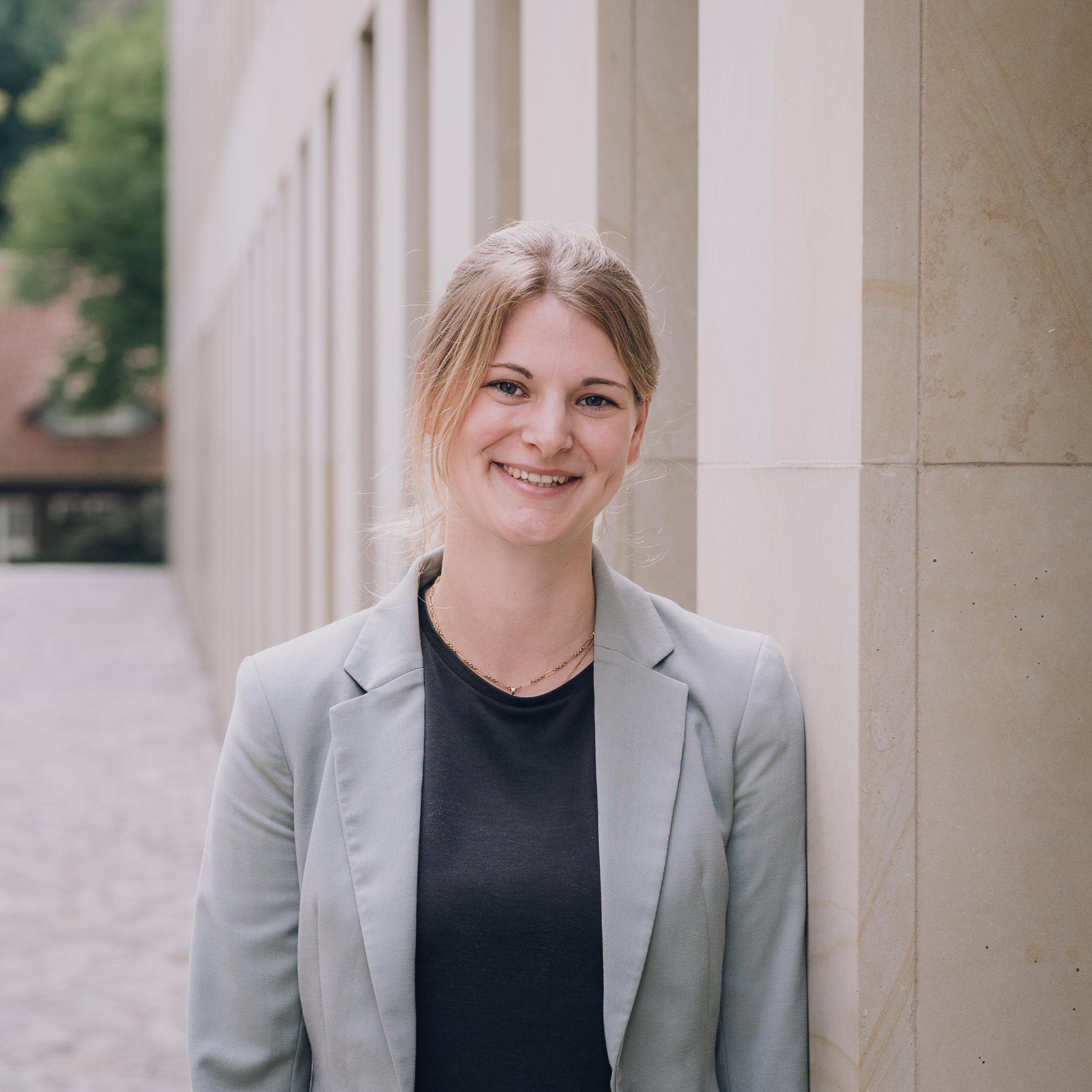 Porträt Julia Gründing