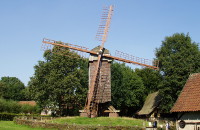 Mühlenhof Freilichtmuseum (Mühlenhof Open-Air Museum)