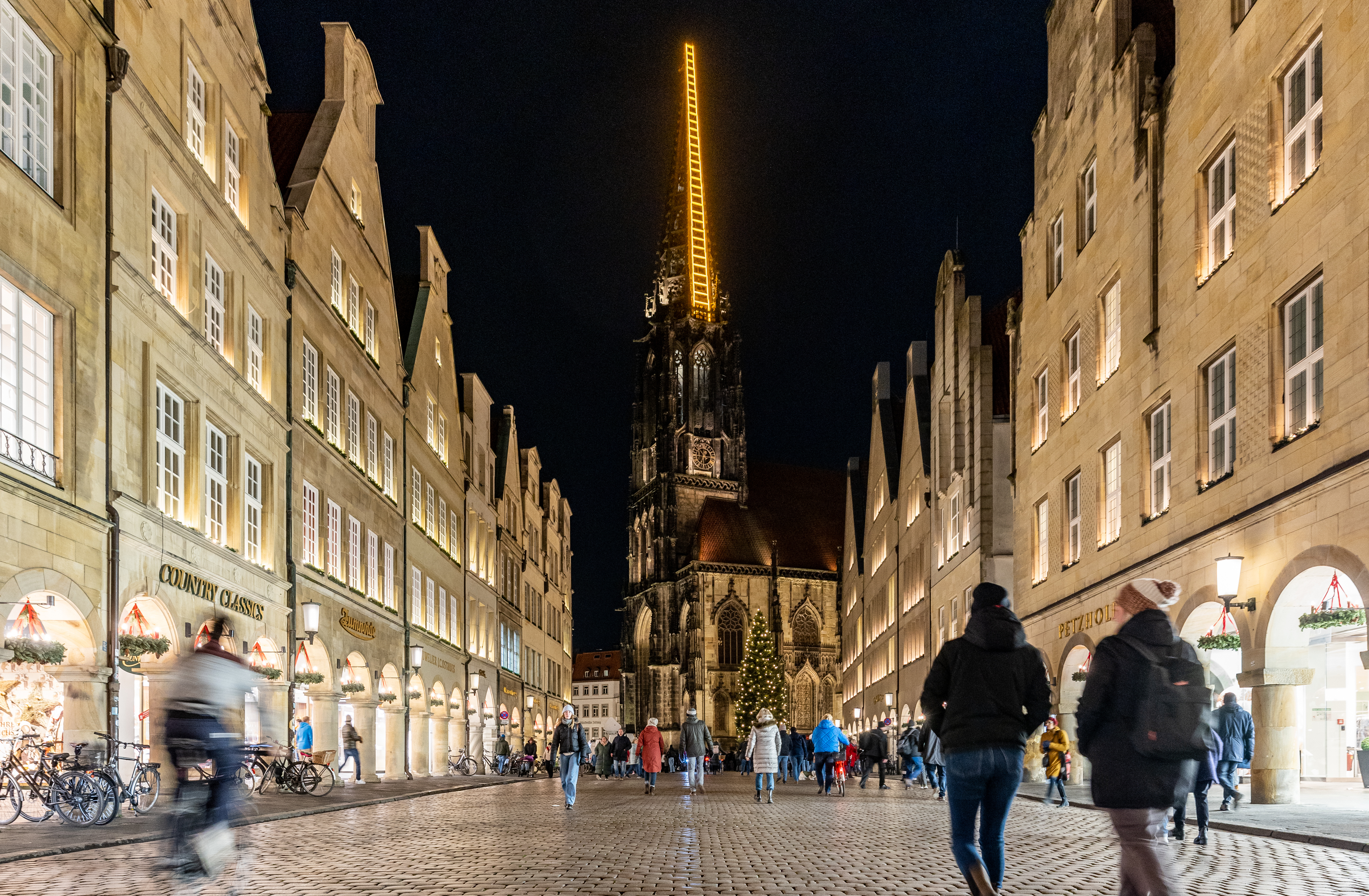 Lambertikirche mit der Himmelsleiter