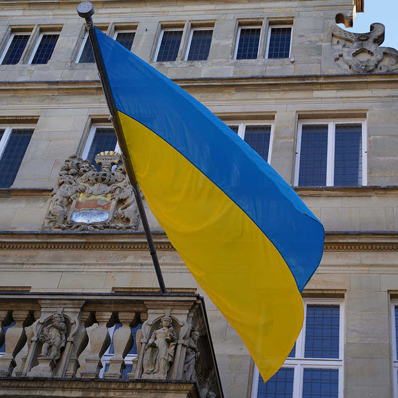 Ukraineflagge am Stadtweinhaus 