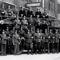Gruppenfoto einer historischen Feuerwehr
