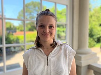 Porträtfoto von Naomi Roth