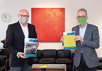 OB Markus Lewe und Immobiliendezernent Matthias Peck präsentieren die Gebäudeleitlinien. | Foto: Amt für Kommunikation Foto