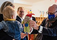 Oberbürgermeister Markus Lewe besucht einen Kindergarten