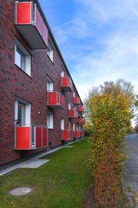 Neu errichtetes, energieeffizientes Wohngebäude Ein neu errichtetes, energieeffizientes Wohngebäude