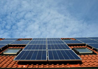 Photovoltaik-Anlage (Foto: ulleo - pixabay.com)) Foto