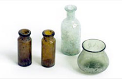 Schr�pfkopf und Arzneifl�schchen