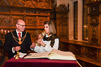 Oberbürgermeister Markus Lewe und Barbara Jentschura beim Empfang im Friedenssaal anlässlich des Women-in-Business-Dinners | Foto: Presseamt Münster Foto